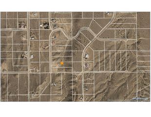 8945 Loma Vista Rd #55, Apple Valley, CA 92308