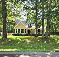 1332 Oak Ln NE, Arab, AL 35016