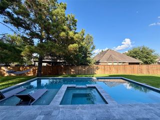 15 Twig Corner Ct, Tomball, TX 77375