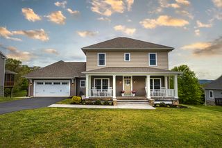 5903 Crumpacker Dr, Roanoke, VA 24019