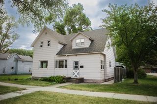 111 W  9th St, Morris, MN 56267
