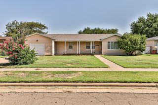 4006 43rd St, Lubbock, TX 79413