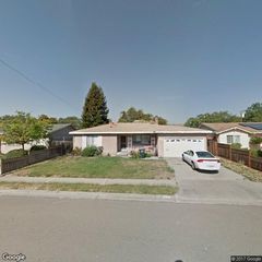 3254 Castle St, Honolulu, HI 96815