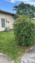 2135 NE 170th St #1, North Miami Beach, FL 33162