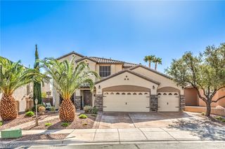 664 Blue Crystal Creek Rd, Henderson, NV 89002