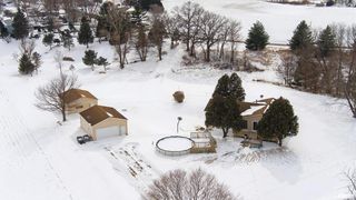 4621 230th St N, Port Byron, IL 61275