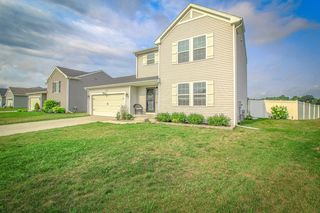 1742 Burr Pond Ln, Vicksburg, MI 49097