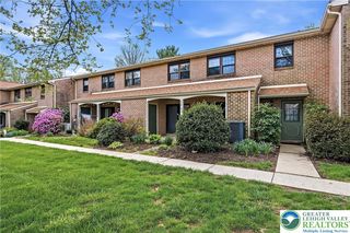 2765 Springhaven Pl, Macungie, PA 18062