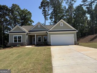 125 Fairwinds Dr, Covington, GA 30016
