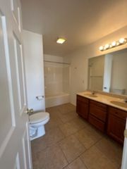 16188 A&b Holy Cross #13e5610ec, Saint Robert, MO 65584