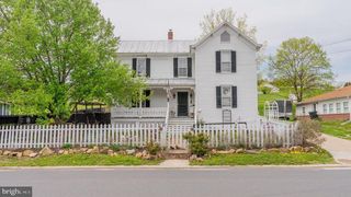 289 N  Main St, Franklin, WV 26807