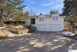 6477 Cuming St, Omaha, NE 68132
