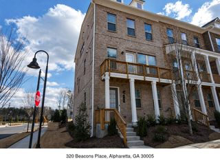 320 Beacons Pl, Alpharetta, GA 30005
