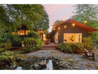1341 S  Buddington St, Portland, OR 97219