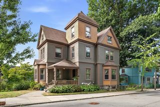 101 Ashmont St, Dorchester, MA 02124
