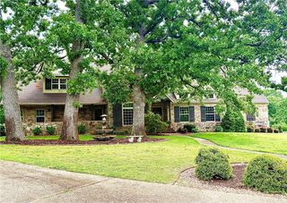 10822 Millstead Ln, Bentonville, AR 72712