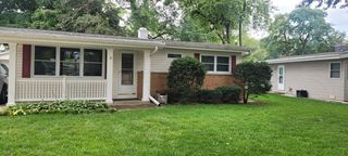 4009 Bluebird Ln, Rolling Meadows, IL 60008
