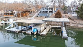 214 Oak Ledge Dr, Sunrise Beach, MO 65079