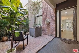 141 S  Linden Dr #104, Beverly Hills, CA 90212
