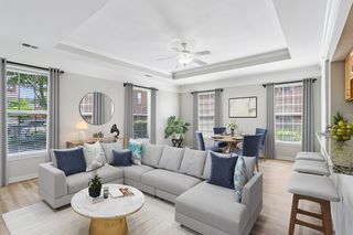 675 Beacon St #70-0-10, Carmel, IN 46032