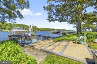 458 Fairoak Dr, Severna Park, MD 21146