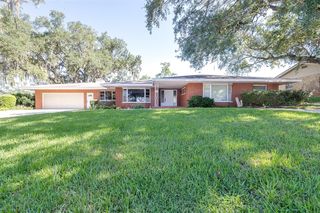 300 CREST DRIVE, Haines City, FL 33844