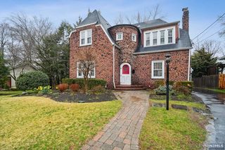 143 Holland Ave, New Milford, NJ 07646