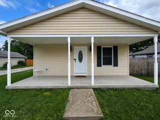 390 W  Harrison St, Martinsville, IN 46151