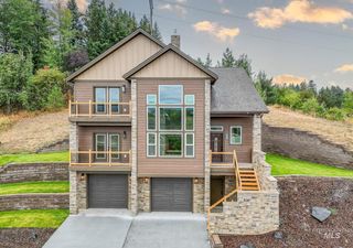 2503 Castleford, Moscow, ID 83843