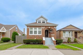 3913 W  57th Pl, Chicago, IL 60629