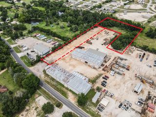 Clarks Ln, Bryan, TX 77808
