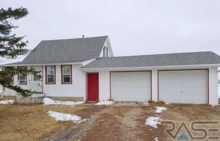 30451 University Rd, Centerville, SD 57014