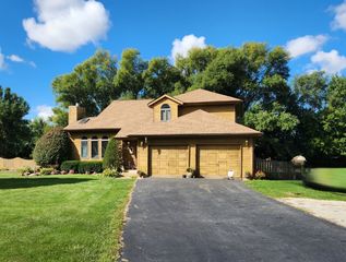 1544 N  River South Rd, Momence, IL 60954