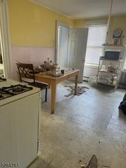 153 E Jersey St, Elizabeth, NJ 07206