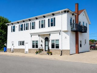 106-108 South St, Waunakee, WI 53597