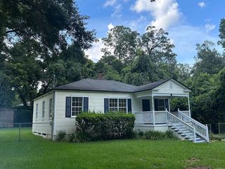 702 Collins Dr, Tallahassee, FL 32303