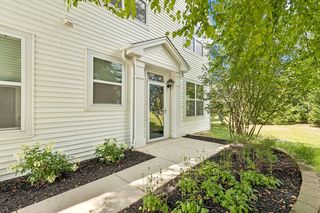 1248 Chesterton Dr, Volo, IL 60020