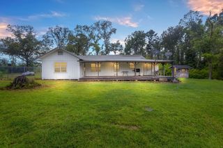 523 Atwood Daniels Rd, Ragley, LA 70657