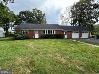 1046 Woodlane Rd, Eastampton, NJ 08060