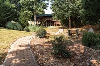 422 Herrington Dr, Cross Hill, SC 29332