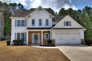 302 Royal Sunset Dr, Dallas, GA 30157