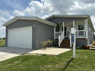 5053 Sawgrass Dr, Monee, IL 60449