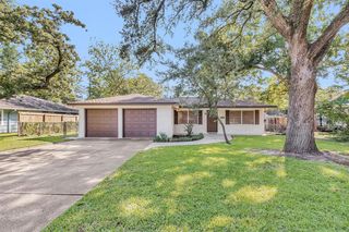 1510 N  San Jacinto St, Conroe, TX 77301