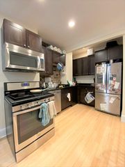 322.5 Western Ave #2, Cambridge, MA 02139