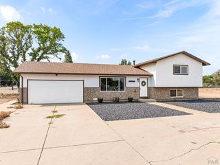 29380 Windrow Dr, Pueblo, CO 81006