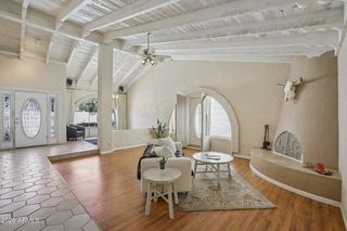 717 E TUCKEY Lane, Phoenix, AZ 85014