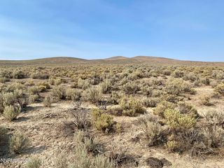 7045204 Near, Valmy, NV 89438