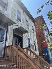 69 Watervliet Avenue, Albany, NY 12206