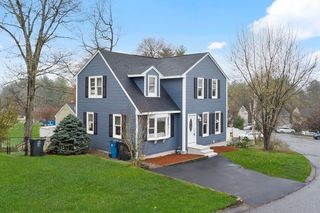 736 Hypine Rd, Dracut, MA 01826