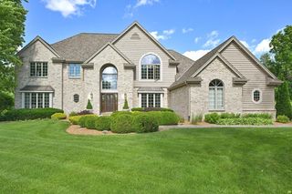 W198S6776 Adrian DRIVE, Muskego, WI 53150